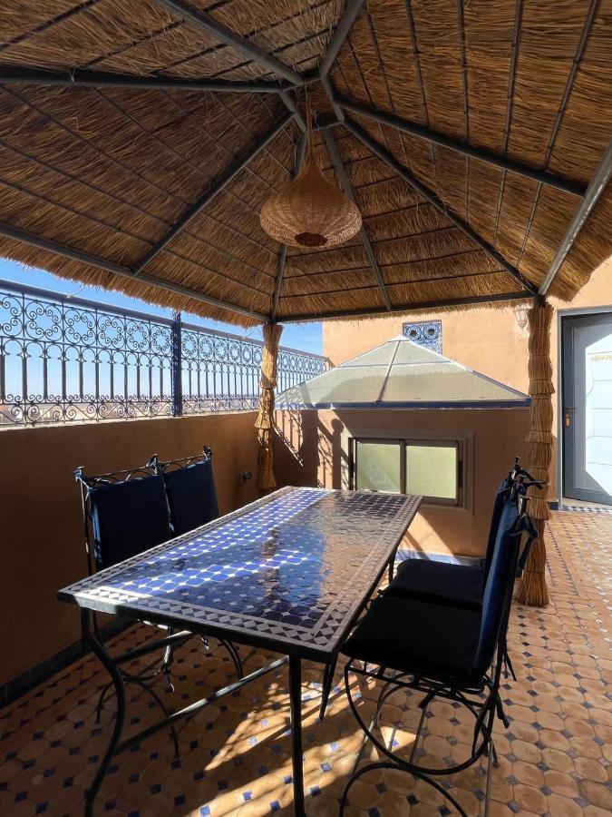 Hotel Apartments Lexpert " Riad The Family" Мерцуга Екстериор снимка